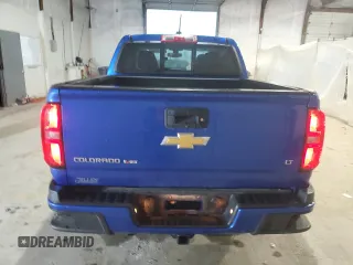 2019 Chevrolet Colorado 4WD LT with VIN 1GCGTCEN6K1137954, listed as a Copart auction lot 57060755 with 32,589 mi miles and Salvage title. Bid and sale history available at DreamBid. Image 6.