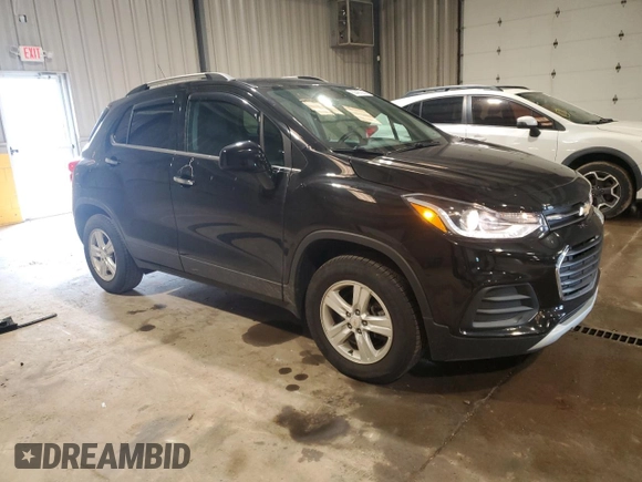 2020 Chevrolet Trax LT with VIN KL7CJPSB2LB055282, listed as a Copart auction lot 60467555 with 21,921 mi miles and Salvage title. Bid and sale history available at DreamBid. Image 4.