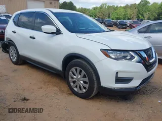 2020 Nissan Rogue S z VIN KNMAT2MV0LP521440, wystawiony jako IAAI lot #42133842 z przebiegiem 45 821 mil mil oraz . Historia ofert i sprzedaży dostępna na DreamBid. Obrazek 1.