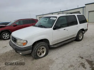 2000 Ford Explorer XLT with VIN 1FMZU73E1YZC42780, listed as a Copart auction lot 50000725 with 193,306 mi miles and Salvage Title. Bid and sale history available at DreamBid. Image 1.