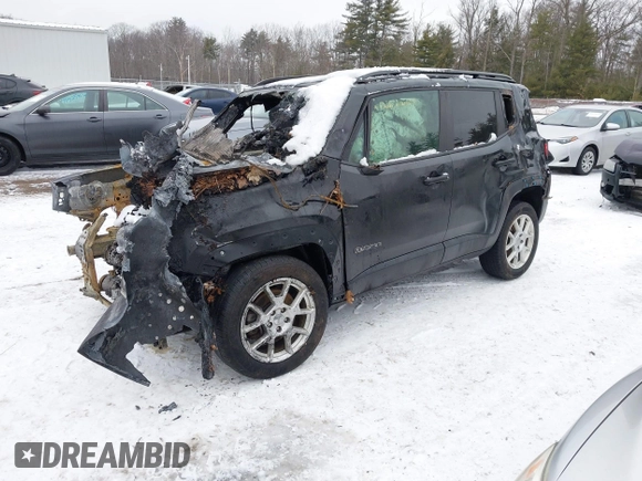 2020 Jeep Renegade Latitude with VIN ZACNJBBB9LPL60537, listed as a IAAI auction lot 41398640 with 25,461 mi miles. Bid and sale history available at carsss.com. Image 2.