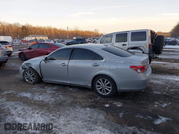 2010 Lexus ES 330 with VIN JTHBK1EG5A2403295, listed as a IAAI auction lot 41374180 with 226,428 mi miles and . Bid and sale history available at DreamBid. Image 14.