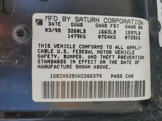1998 Saturn SL with VIN 1G8ZH528XWZ266379, listed as a Copart auction lot 43862105 with 174,381 mi miles and Clean Title. Bid and sale history available at carsss.com. Image 12.