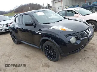 2013 Nissan Juke S with VIN JN8AF5MV0DT212766, listed as a IAAI auction lot 38152550 with 65,240 mi miles. Bid and sale history available at carsss.com. Image 1.