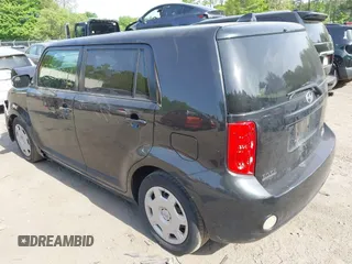 2010 Scion xB z VIN JTLZE4FE8A1105825, wystawiony jako IAAI lot #42250251 z przebiegiem 227 346 mil mil oraz . Historia ofert i sprzedaży dostępna na DreamBid. Obrazek 3.