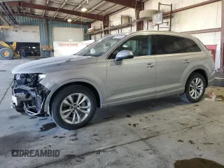 2018 Audi Q7 Premium Plus z VIN WA1LAAF78JD015418, wystawiony jako Copart lot #52317205 z przebiegiem 97 675 mil mil oraz Szkody całkowita. Historia ofert i sprzedaży dostępna na DreamBid. Obrazek 1.