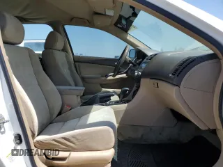 2006 Honda Accord LX SE z VIN 1HGCM56356A035637, wystawiony jako Copart lot #57179665 z przebiegiem Nie podano mil oraz Czysty tytuł • Clean title. Historia ofert i sprzedaży dostępna na DreamBid. Obrazek 7.