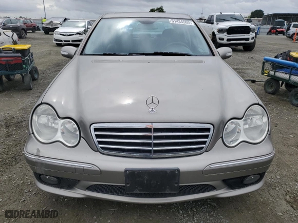 2007 Mercedes-Benz C-Class 2.5L Sport with VIN WDBRF52H07A943255, listed as a Copart auction lot 51484505 with 121,978 mi miles and Clean Title. Bid and sale history available at carsss.com. Image 5.