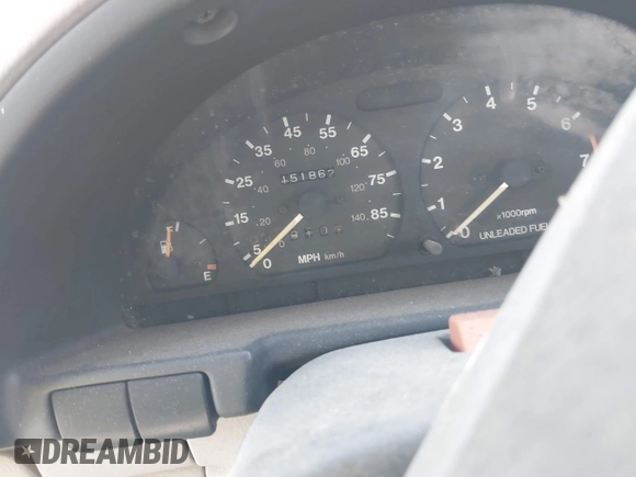 1993 Geo Metro z VIN JG1MR3363PK200242, wystawiony jako IAAI lot #42173417 z przebiegiem 151 862 mil mil oraz . Historia ofert i sprzedaży dostępna na DreamBid. Obrazek 7.