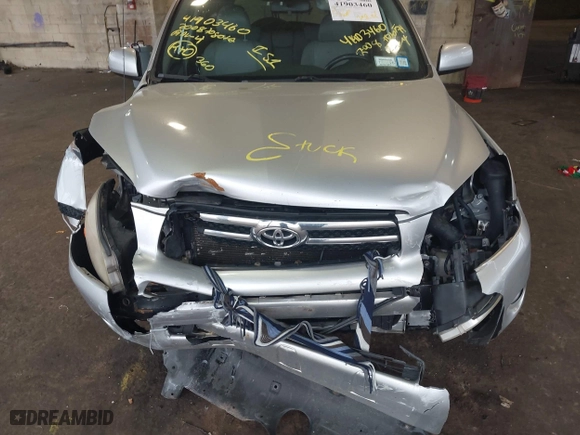 2008 Toyota RAV4 Ltd with VIN JTMBD31V485210284, listed as a IAAI auction lot 41903460 with 188,476 mi miles. Bid and sale history available at carsss.com. Image 12.