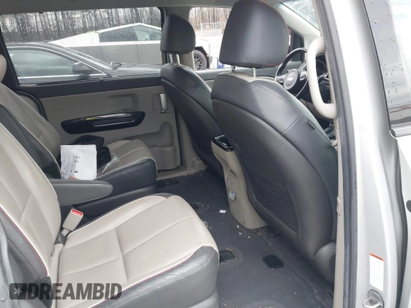 2016 Kia Sedona EX with VIN KNDMC5C13G6156874, listed as a IAAI auction lot 41458155 with 108,241 mi miles. Bid and sale history available at carsss.com. Image 8.