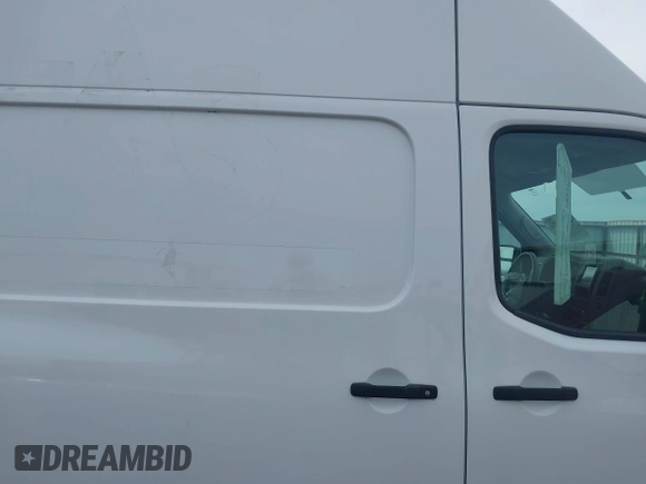 2021 Nissan NV Cargo SV z VIN 1N6BF0LY8MN809146, wystawiony jako IAAI lot #42005532 z przebiegiem 31 869 mil mil oraz . Historia ofert i sprzedaży dostępna na DreamBid. Obrazek 14.