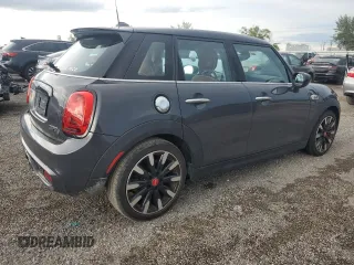 2021 MINI Hardtop 4 Door Cooper S z VIN WMWXU9C06M2N79893, wystawiony jako Copart lot #60160654 z przebiegiem 37 054 mil mil oraz Nie do naprawy • Non repairable. Historia ofert i sprzedaży dostępna na DreamBid. Obrazek 3.
