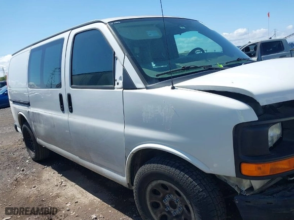 2012 Chevrolet Express Cargo Van with VIN 1GCSGAFX1C1168632, listed as a IAAI auction lot 41890198 with 203,328 mi miles. Bid and sale history available at carsss.com. Image 13.