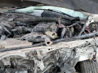 2010 Ford Explorer Eddie Bauer with VIN 1FMEU7EEXAUA45976, listed as a Copart auction lot 40256614 with Not Provided miles and Salvage Title. Bid and sale history available at carsss.com. Image 12.