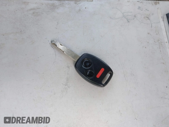 2007 Honda Fit Sport z VIN JHMGD38657S030086, wystawiony jako IAAI lot #41699824 z przebiegiem 224 648 mil mil oraz . Historia ofert i sprzedaży dostępna na DreamBid. Obrazek 11.