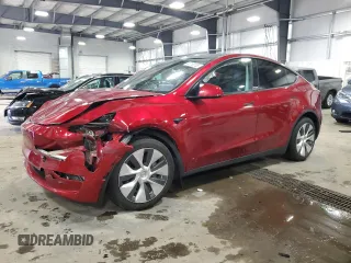 2024 Tesla Model Y Long Range with VIN 7SAYGDEE2RF993786, listed as a Copart auction lot 48183205 with 23,537 mi miles and Salvage Title. Bid and sale history available at DreamBid. Image 1.