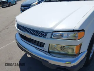 2005 Chevrolet Colorado LS Z85 z VIN 1GCCS146458251947, wystawiony jako IAAI lot #42527497 z przebiegiem 177 207 mil mil oraz . Historia ofert i sprzedaży dostępna na DreamBid. Obrazek 16.