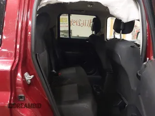 2014 Jeep Patriot Latitude с VIN 1C4NJRFB4ED884900, выставлен на аукционе IAAI как лот 41762139 с пробегом 131 635 миль миль и . История ставок и продаж доступна на DreamBid. Изображение 8.