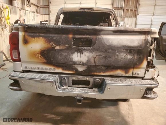 2018 Chevrolet Silverado 1500 LTZ with VIN 3GCUKSEC8JG147190, listed as a Copart auction lot 45591455 with 114,882 mi miles and Salvage Title. Bid and sale history available at carsss.com. Image 6.
