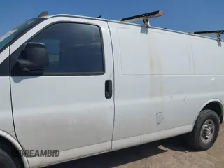 2020 Chevrolet Express Cargo with VIN 1GCWGAFP0L1161172, listed as a IAAI auction lot 42135101 with 130,189 mi miles and . Bid and sale history available at DreamBid. Image 14.