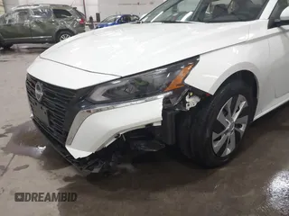 2023 Nissan Altima S with VIN 1N4BL4BV0PN366544, listed as a IAAI auction lot 42168319 with 5,182 mi miles and . Bid and sale history available at carsss.com. Image 6.