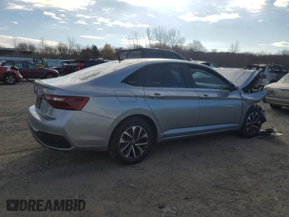 2022 Volkswagen Jetta z VIN 3VWNM7BU1NM022691, wystawiony jako Copart lot #81327324 z przebiegiem Nie podano mil oraz Szkoda całkowita • Salvage title. Historia ofert i sprzedaży dostępna na DreamBid. Obrazek 3.
