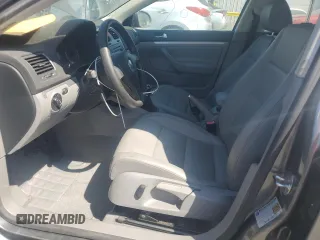 2005 Volkswagen Jetta 2.5L z VIN 3VWRG71K95M619046, wystawiony jako Copart lot #63351685 z przebiegiem 95 052 mil mil oraz Czysty tytuł • Clean title. Historia ofert i sprzedaży dostępna na DreamBid. Obrazek 7.