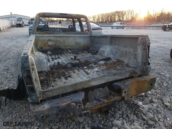 2008 Ford Super Duty F-350 DRW XL with VIN 1FTWW33R38EA23100, listed as a Copart auction lot 89307415 with 0 mi miles and Salvage Title. Bid and sale history available at carsss.com. Image 6.