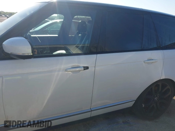 2017 Land Rover Range Rover z VIN SALGS2FE0HA327892, wystawiony jako IAAI lot #41955409 z przebiegiem 201 529 mil mil oraz . Historia ofert i sprzedaży dostępna na DreamBid. Obrazek 14.