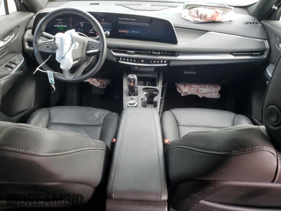 2024 Cadillac XT4 FWD Premium Luxury with VIN 1GYFZCR47RF126643, listed as a Copart auction lot 55529655 with 24,583 mi miles and Clean title. Bid and sale history available at DreamBid. Image 8.