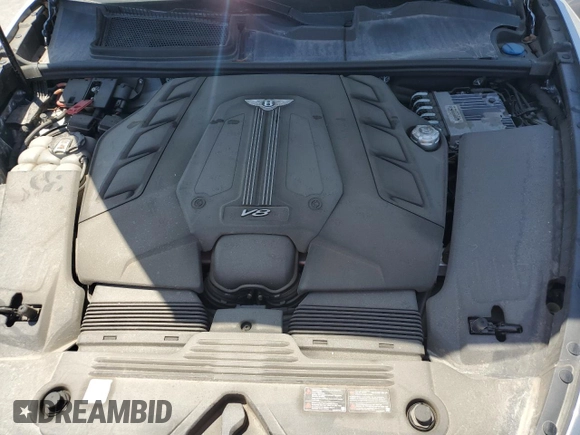 2022 Bentley Bentayga V8 z VIN SJAAM2ZV9NC011752, wystawiony jako Copart lot #54847785 z przebiegiem Nie podano mil oraz Nie do naprawy. Historia ofert i sprzedaży dostępna na DreamBid. Obrazek 12.