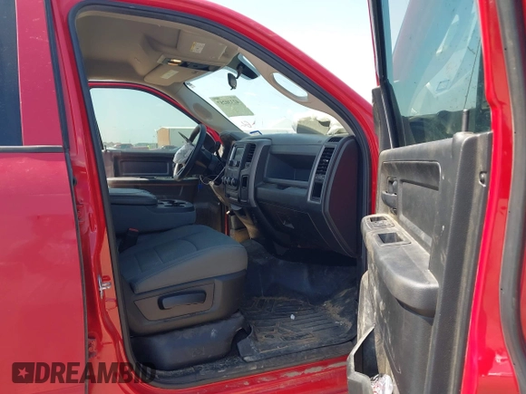 2018 Ram 2500 Tradesman with VIN 3C6UR5CLXJG332963, listed as a IAAI auction lot 42330287 with 142,110 mi miles and . Bid and sale history available at DreamBid. Image 5.