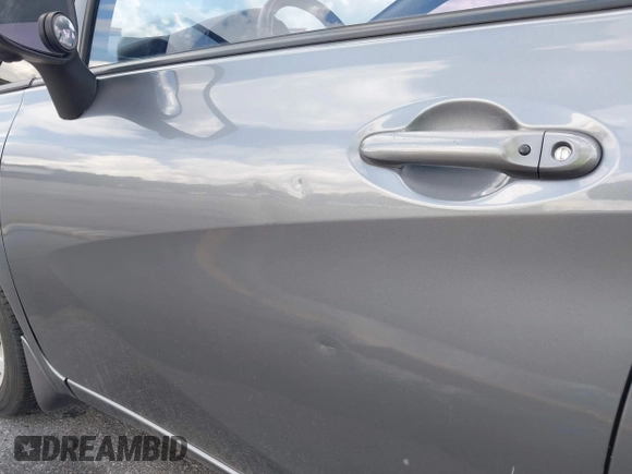 2016 Nissan Note S with VIN 3N1CE2CP8GL401167, listed as a IAAI auction lot 42464018 with 137,091 mi miles and . Bid and sale history available at DreamBid. Image 18.
