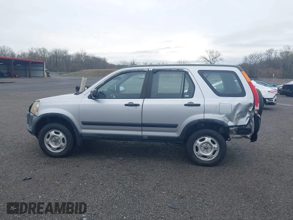 2003 Honda CR-V LX with VIN JHLRD685X3C005548, listed as a IAAI auction lot 41955514 with 206,661 mi miles and . Bid and sale history available at DreamBid. Image 15.
