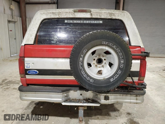 1992 Ford Bronco XL with VIN 1FMEU15NXNLA89307, listed as a Copart auction lot 45167655 with Not provided miles and Clean title. Bid and sale history available at DreamBid. Image 6.