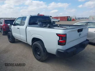 2023 Nissan Frontier S with VIN 1N6ED1CL6PN635899, listed as a IAAI auction lot 41506381 with 18,172 mi miles and . Bid and sale history available at DreamBid. Image 3.