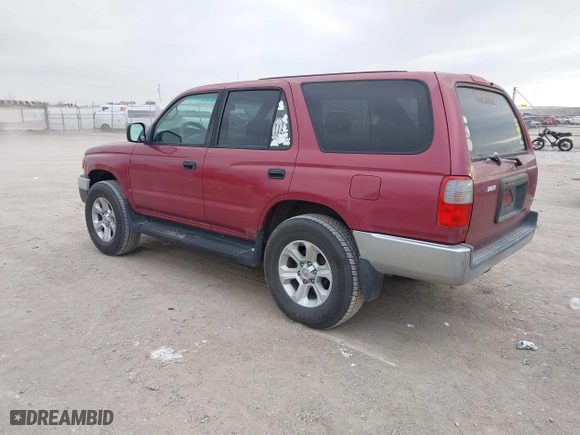 2000 Toyota 4Runner with VIN JT3GM84R5Y0062150, listed as a IAAI auction lot 41281527 with 204,705 mi miles. Bid and sale history available at carsss.com. Image 3.