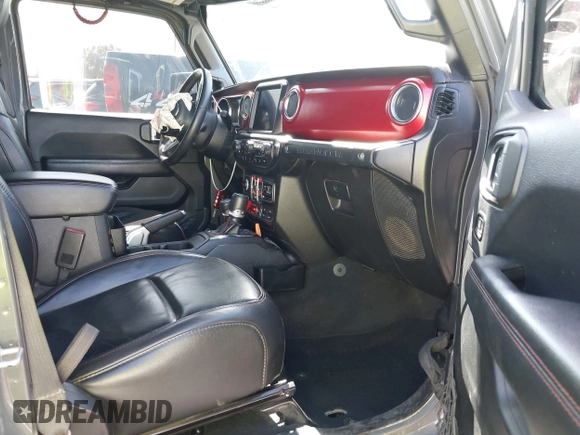 2019 Jeep Wrangler Unlimited Rubicon with VIN 1C4HJXFN6KW547401, listed as a IAAI auction lot 42250698 with 103,910 mi miles and . Bid and sale history available at DreamBid. Image 5.