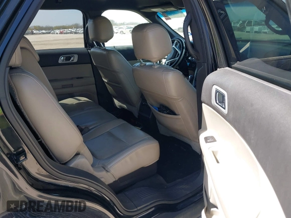 2012 Ford Explorer XLT z VIN 1FMHK7D97CGB04538, wystawiony jako IAAI lot #41749368 z przebiegiem 215 535 mil mil oraz . Historia ofert i sprzedaży dostępna na DreamBid. Obrazek 8.