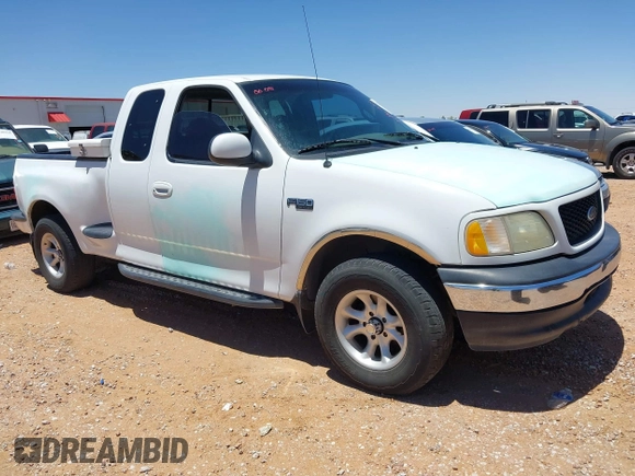 2001 Ford F-150 XL z VIN 2FTZX07221CA22859, wystawiony jako IAAI lot #42375196 z przebiegiem Nie podano mil oraz . Historia ofert i sprzedaży dostępna na DreamBid. Obrazek 1.