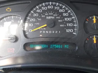 2004 Chevrolet Tahoe LT with VIN 1GNEC13ZX4J106072, listed as a IAAI auction lot 41703828 with 275,081 mi miles. Bid and sale history available at carsss.com. Image 7.