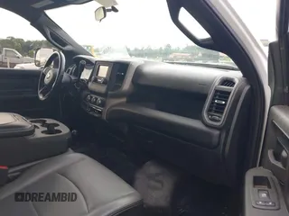 2022 Ram 2500 Tradesman with VIN 3C6UR5CL9NG126846, listed as a IAAI auction lot 42395508 with 54,602 mi miles and . Bid and sale history available at DreamBid. Image 5.