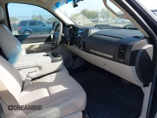 2008 Chevrolet Silverado 1500 1LT with VIN 3GCEC13048G242263, listed as a IAAI auction lot 41720753 with 125,619 mi miles and . Bid and sale history available at DreamBid. Image 5.