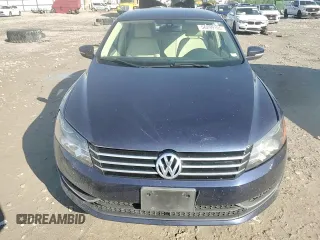 2012 Volkswagen Passat SE z VIN 1VWBH7A36CC108576, wystawiony jako Copart lot #56299105 z przebiegiem 110 815 mil mil oraz Szkoda całkowita • Salvage title. Historia ofert i sprzedaży dostępna na DreamBid. Obrazek 13.