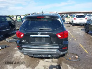 2017 Nissan Pathfinder S z VIN 5N1DR2MN5HC903047, wystawiony jako IAAI lot #42231749 z przebiegiem 115 251 mil mil oraz . Historia ofert i sprzedaży dostępna na DreamBid. Obrazek 16.
