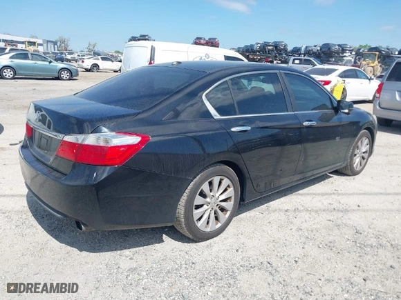2015 Honda Accord Sedan EX-L with VIN 1HGCR2F85FA144580, listed as a IAAI auction lot 41674096 with 159,293 mi miles. Bid and sale history available at carsss.com. Image 4.