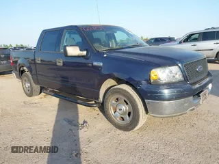 2004 Ford F-150 XLT with VIN 1FTPW12564KC50039, listed as a IAAI auction lot 42011854 with 276,885 mi miles and . Bid and sale history available at DreamBid. Image 1.