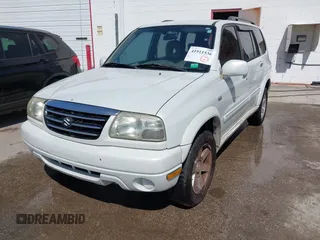 2003 Suzuki XL-7 Touring with VIN JS3TX92V934104149, listed as a IAAI auction lot 41911536 with 140,199 mi miles. Bid and sale history available at carsss.com. Image 2.