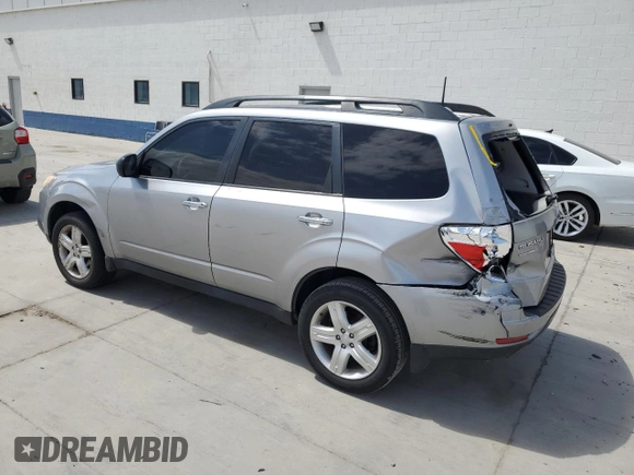 2010 Subaru Forester X Premium с VIN JF2SH6CC2AH761627, выставлен на аукционе Copart как лот 54552485 с пробегом 86 400 миль миль и Списание • Salvage title. История ставок и продаж доступна на DreamBid. Изображение 2.